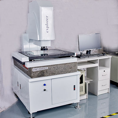 репроектор профиля CNC 220V оптически, машина оптически зрения 2.5um измеряя
