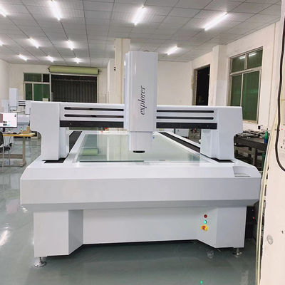 Машина CMM 2.5D портала частей металла координированная измеряя с аттестованным CE