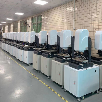 точность машины руководства CMM точности 3um высокая для испытывать прессформ металла